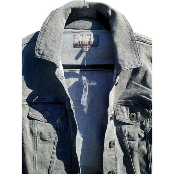 TORRID NWT size plus 0 or M/L 10 regular. - Picture 2 of 8